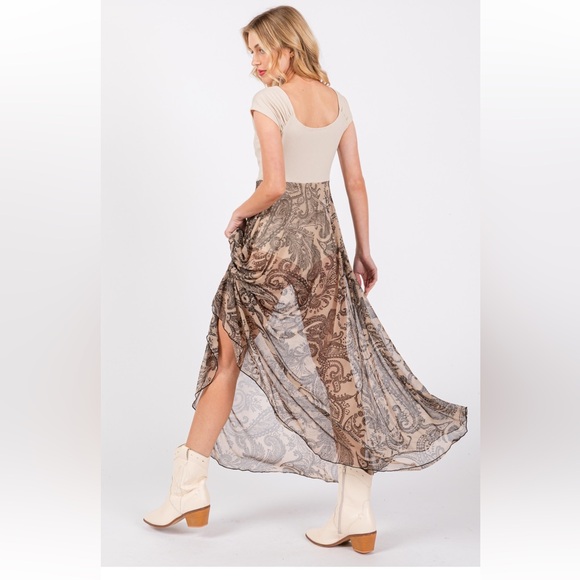 21 Fabulous Paisley Mesh Midi Dress with Bodysuit - Picture 6 of 6